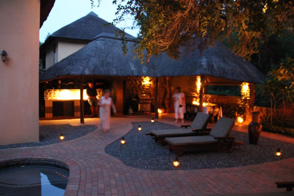 River House Hoedspruit Bagian luar foto