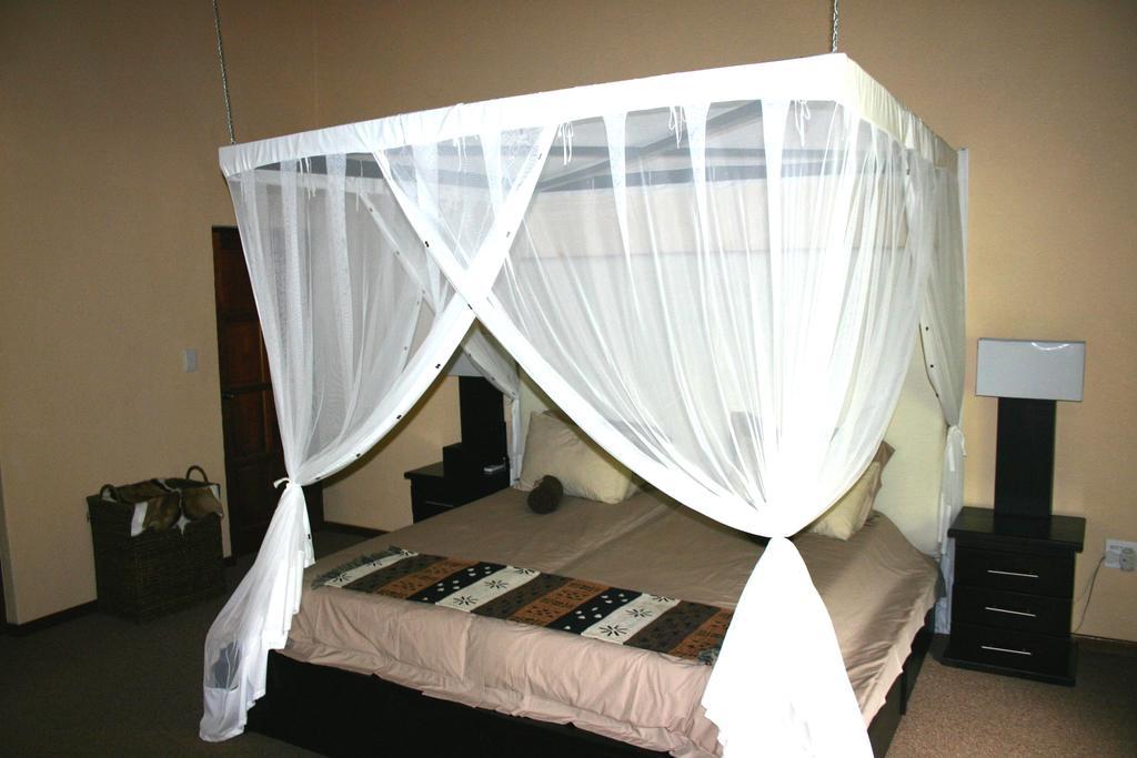 River House Hoedspruit Ruang foto
