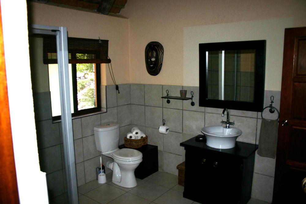River House Hoedspruit Bagian luar foto