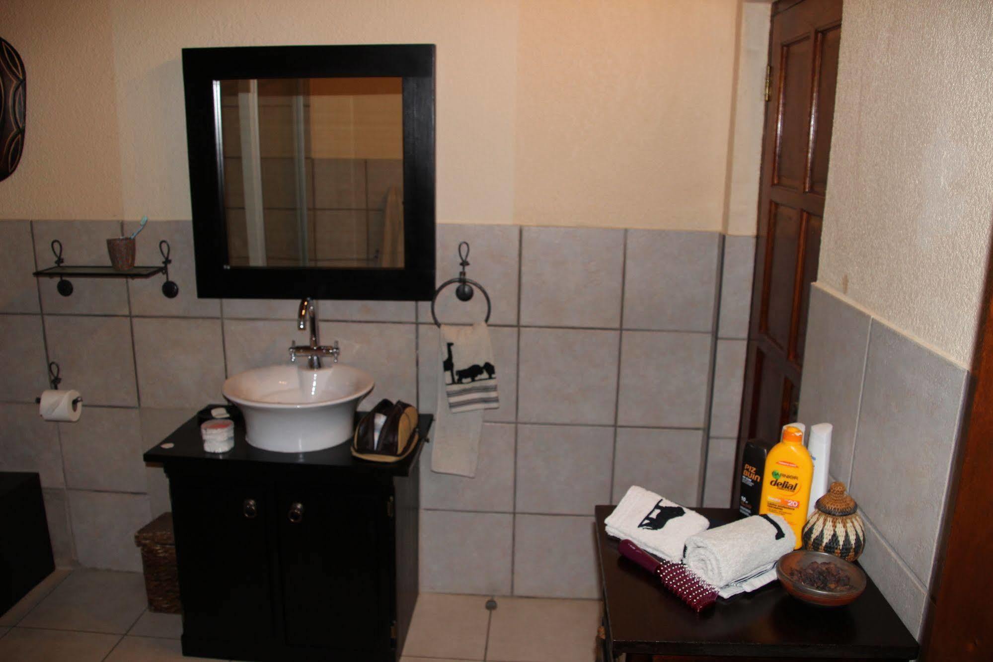 River House Hoedspruit Bagian luar foto