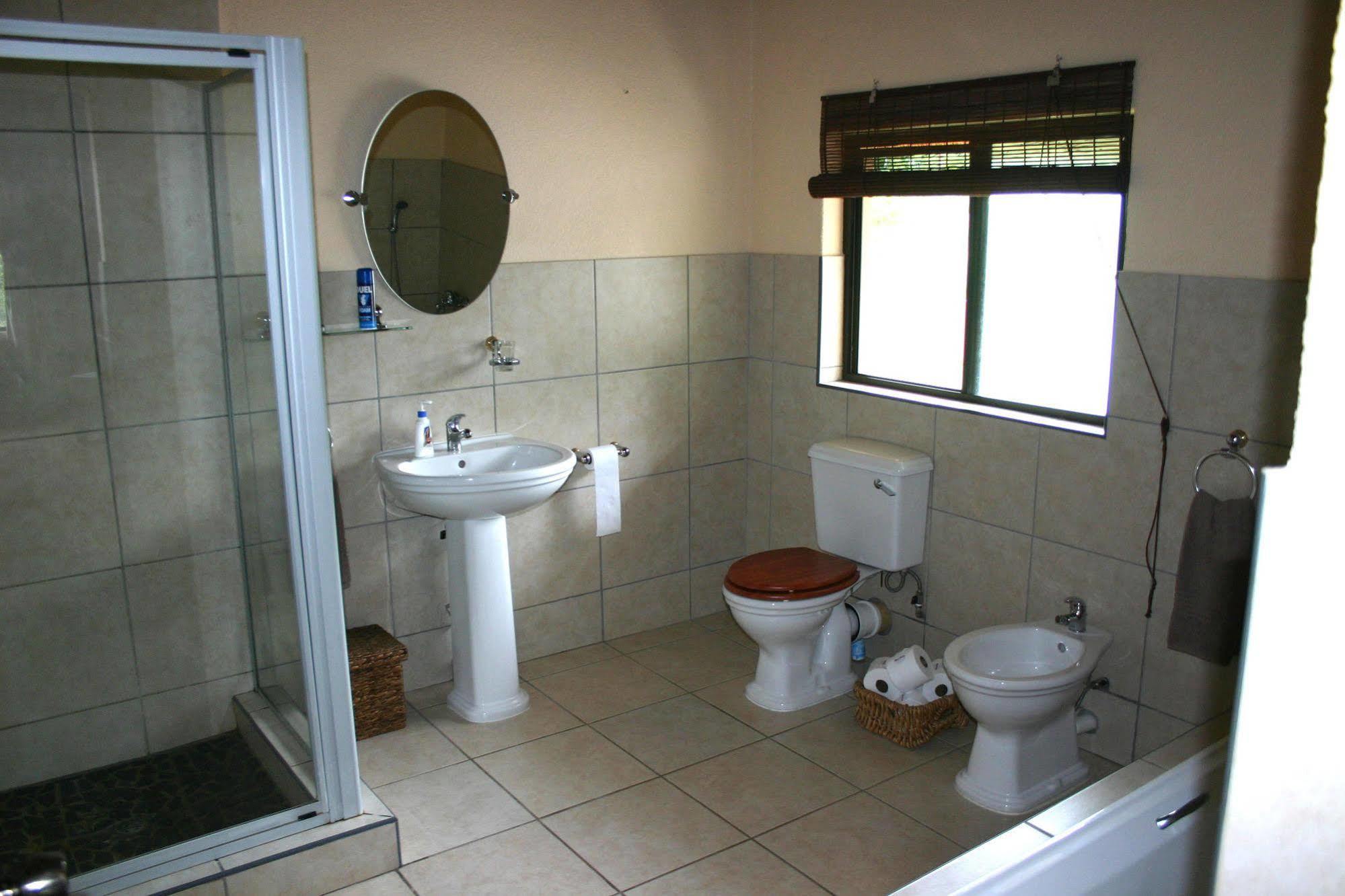 River House Hoedspruit Bagian luar foto
